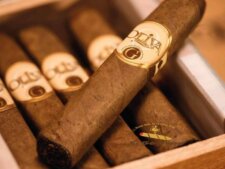 Điếu xì gà Oliva Serie G